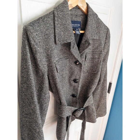 Jones New York Signature Petite Wool and Nylon Belted Blazer size 10P - Picture 2 of 6